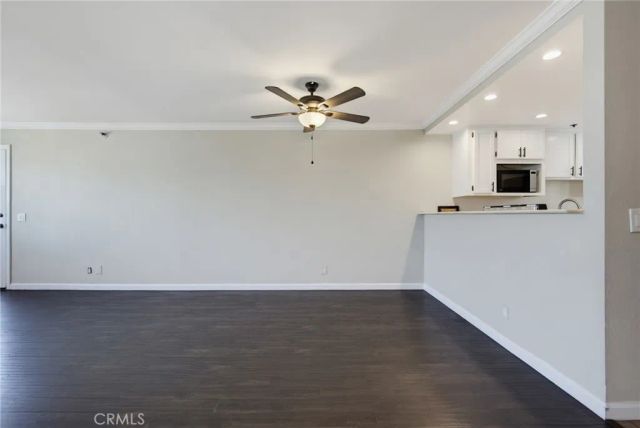 726 Elm Avenue 403, Long Beach, CA 90813