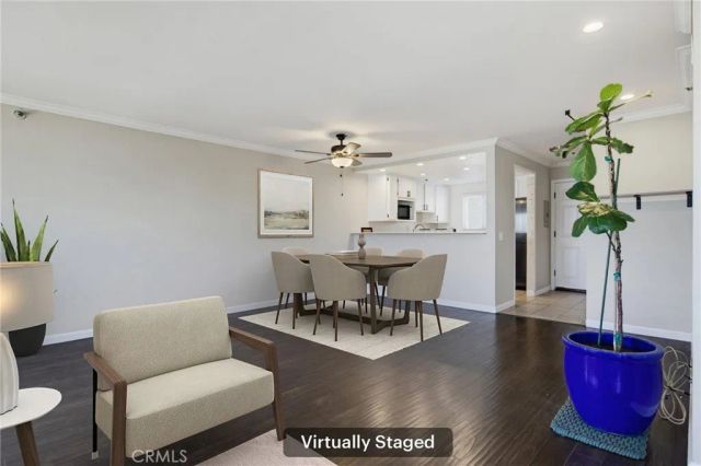 726 Elm Avenue 403, Long Beach, CA 90813