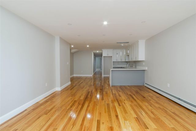 215 Beach 96th Street, Rockaway Beach, NY 11693