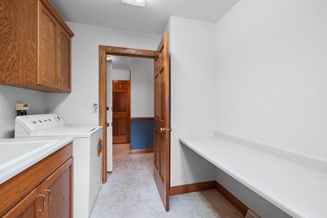2767 ENGLEWOOD ROAD, Green Bay, WI 54311