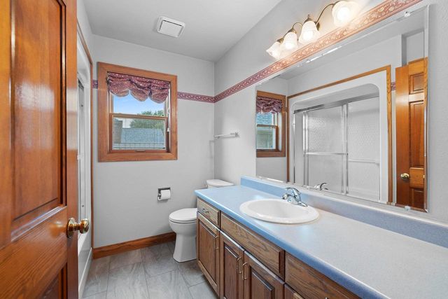 2767 ENGLEWOOD ROAD, Green Bay, WI 54311