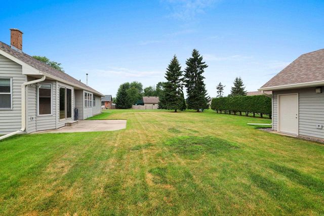 2767 ENGLEWOOD ROAD, Green Bay, WI 54311