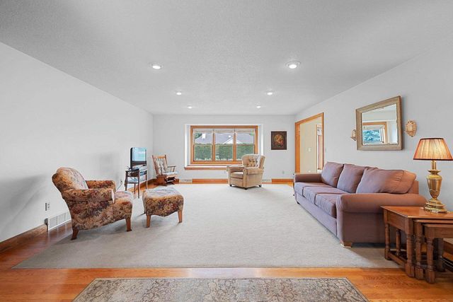 2767 ENGLEWOOD ROAD, Green Bay, WI 54311
