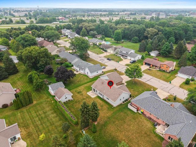 2767 ENGLEWOOD ROAD, Green Bay, WI 54311