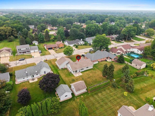 2767 ENGLEWOOD ROAD, Green Bay, WI 54311