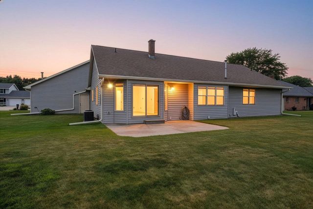 2767 ENGLEWOOD ROAD, Green Bay, WI 54311