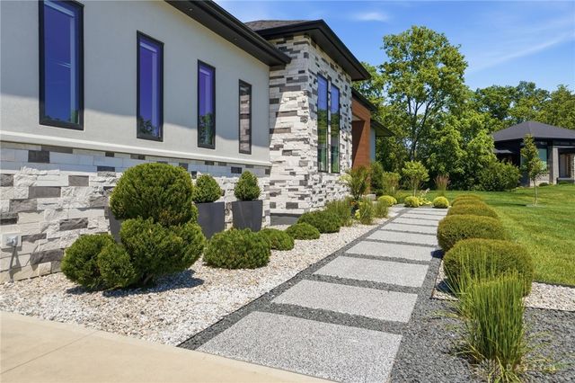 2268 Presley Court, Clearcreek Twp, OH 45036