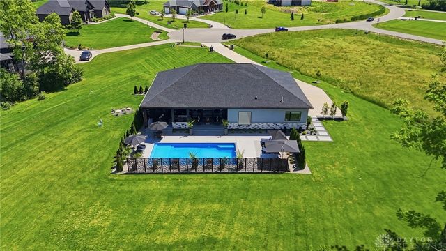 2268 Presley Court, Clearcreek Twp, OH 45036