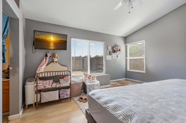 214 Shadywood Ave, Lathrop, CA 95330