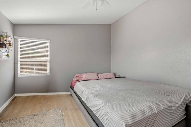 214 Shadywood Ave, Lathrop, CA 95330