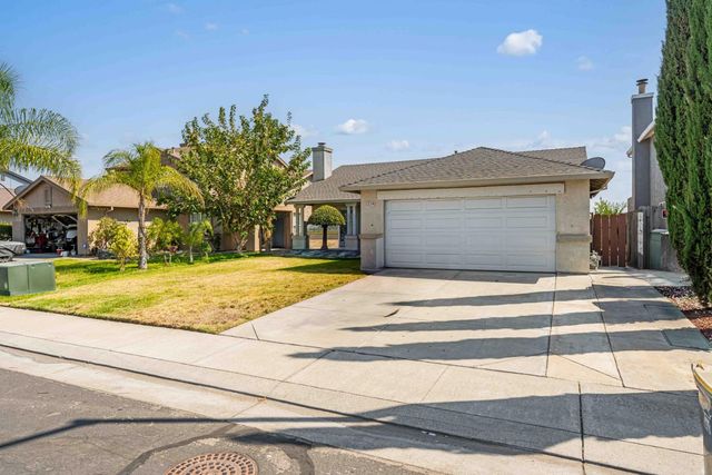 214 Shadywood Ave, Lathrop, CA 95330
