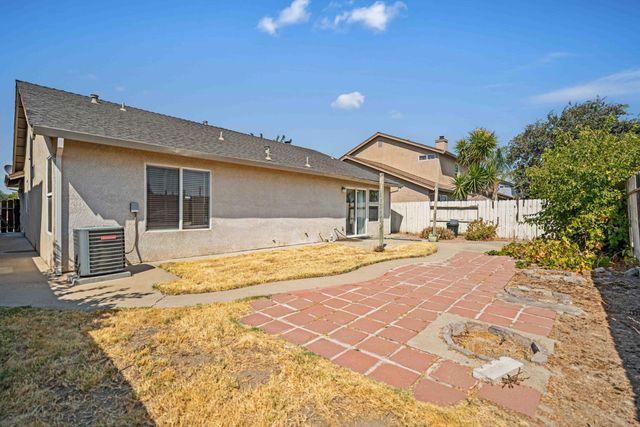 214 Shadywood Ave, Lathrop, CA 95330