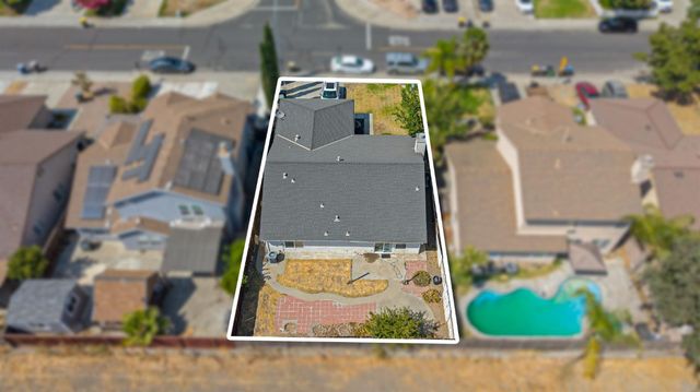 214 Shadywood Ave, Lathrop, CA 95330