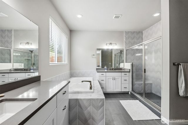 9844 Prospect Place, Gig Harbor, WA 98332