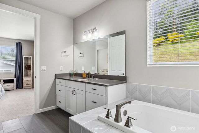 9844 Prospect Place, Gig Harbor, WA 98332