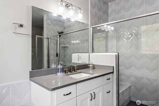 9844 Prospect Place, Gig Harbor, WA 98332