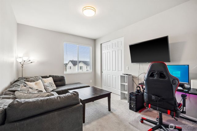 9844 Prospect Place, Gig Harbor, WA 98332