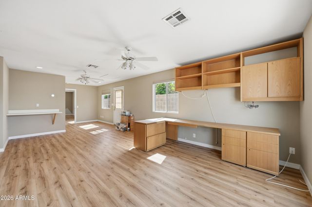 4949 E Shaw Butte Drive, Scottsdale, AZ 85254