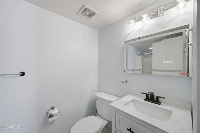 4949 E Shaw Butte Drive, Scottsdale, AZ 85254