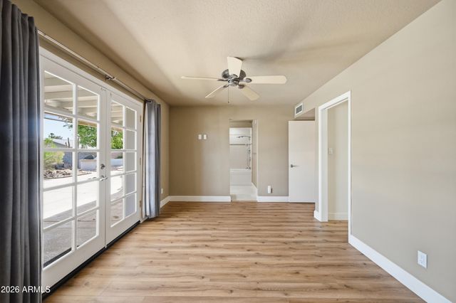 4949 E Shaw Butte Drive, Scottsdale, AZ 85254