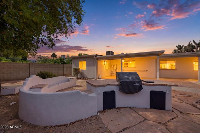 4949 E Shaw Butte Drive, Scottsdale, AZ 85254