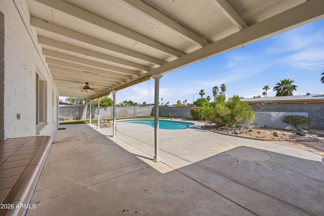 4949 E Shaw Butte Drive, Scottsdale, AZ 85254