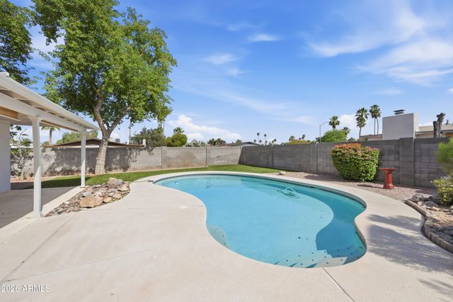 4949 E Shaw Butte Drive, Scottsdale, AZ 85254