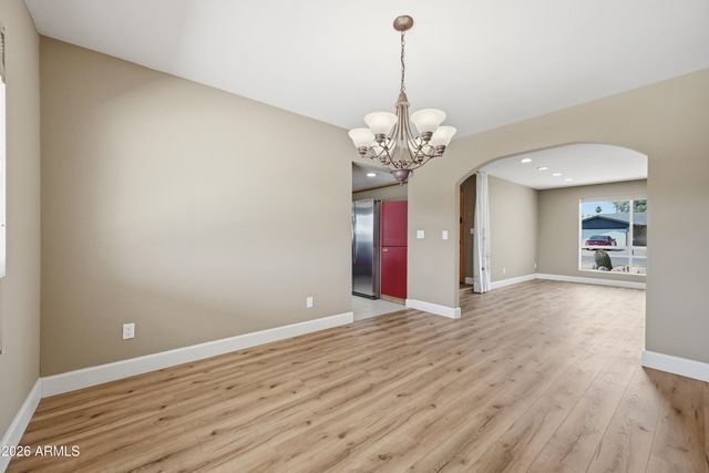 4949 E Shaw Butte Drive, Scottsdale, AZ 85254