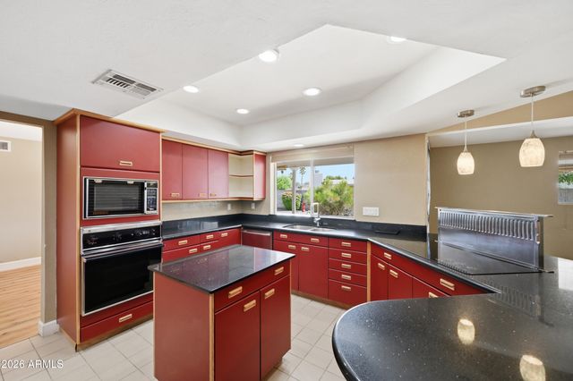 4949 E Shaw Butte Drive, Scottsdale, AZ 85254