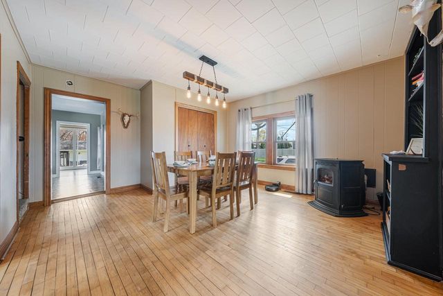 127 S 3RD STREET, Winneconne, WI 54986