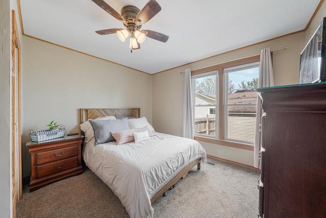 127 S 3RD STREET, Winneconne, WI 54986