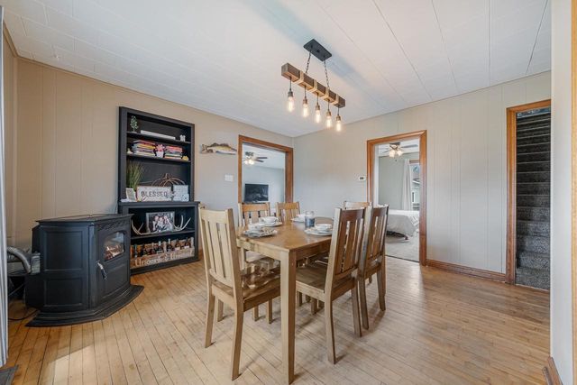 127 S 3RD STREET, Winneconne, WI 54986