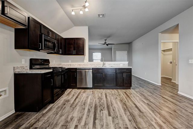 11619 NW 97th Street, Yukon, OK 73099