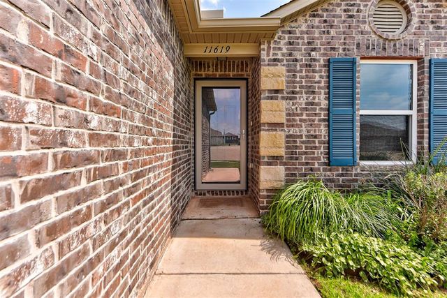 11619 NW 97th Street, Yukon, OK 73099