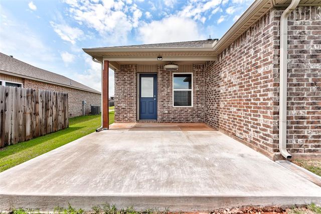 11619 NW 97th Street, Yukon, OK 73099
