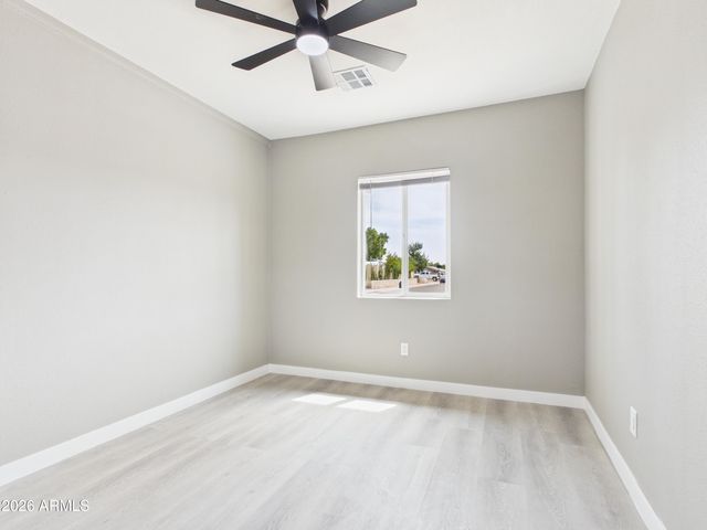 6038 W Marconi Avenue, Glendale, AZ 85306