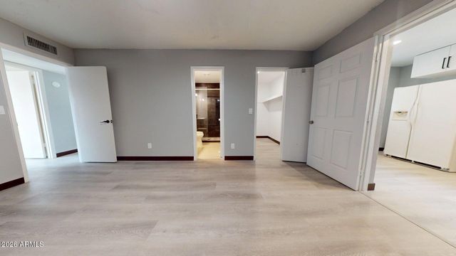 6038 W Marconi Avenue, Glendale, AZ 85306