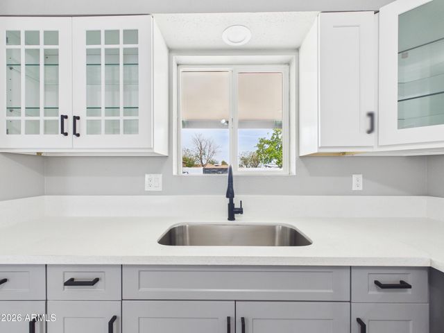 6038 W Marconi Avenue, Glendale, AZ 85306