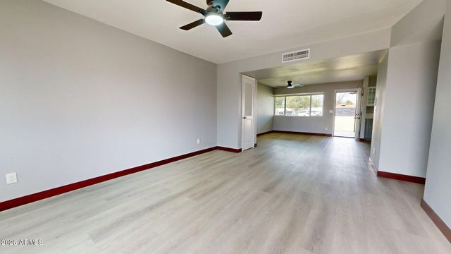 6038 W Marconi Avenue, Glendale, AZ 85306