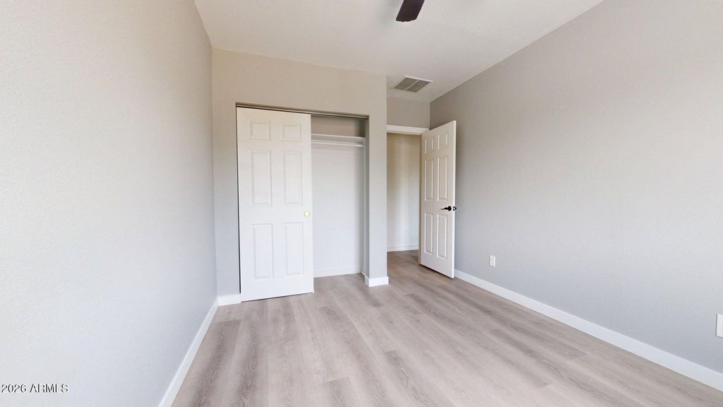 Image 19 of property listing at 6038 W Marconi Avenue, Glendale, AZ 85306