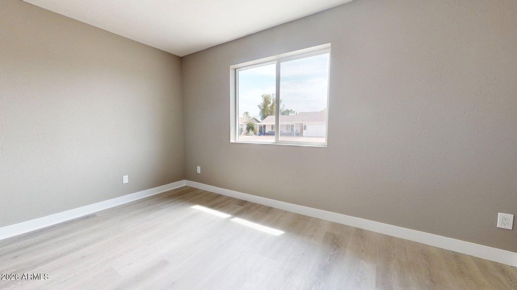 Image 24 of property listing at 6038 W Marconi Avenue, Glendale, AZ 85306