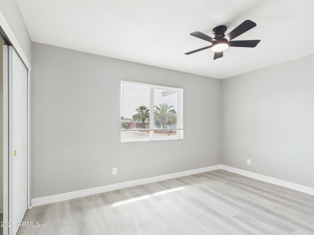 Image 30 of property listing at 6038 W Marconi Avenue, Glendale, AZ 85306