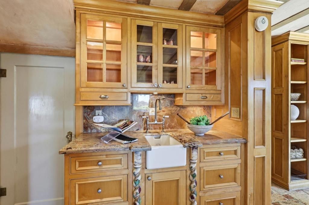 Image 18 of property listing at 509 Vista Del Mar Drive, Aptos, CA 95003