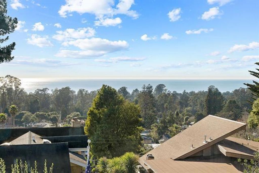 Image 2 of property listing at 509 Vista Del Mar Drive, Aptos, CA 95003