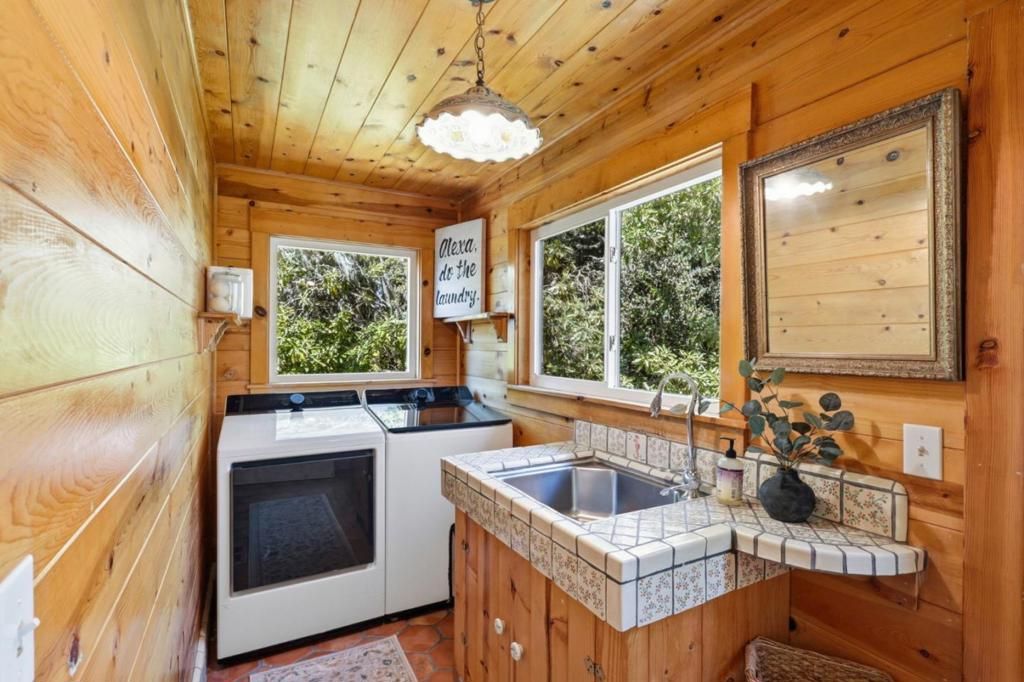 Image 40 of property listing at 509 Vista Del Mar Drive, Aptos, CA 95003