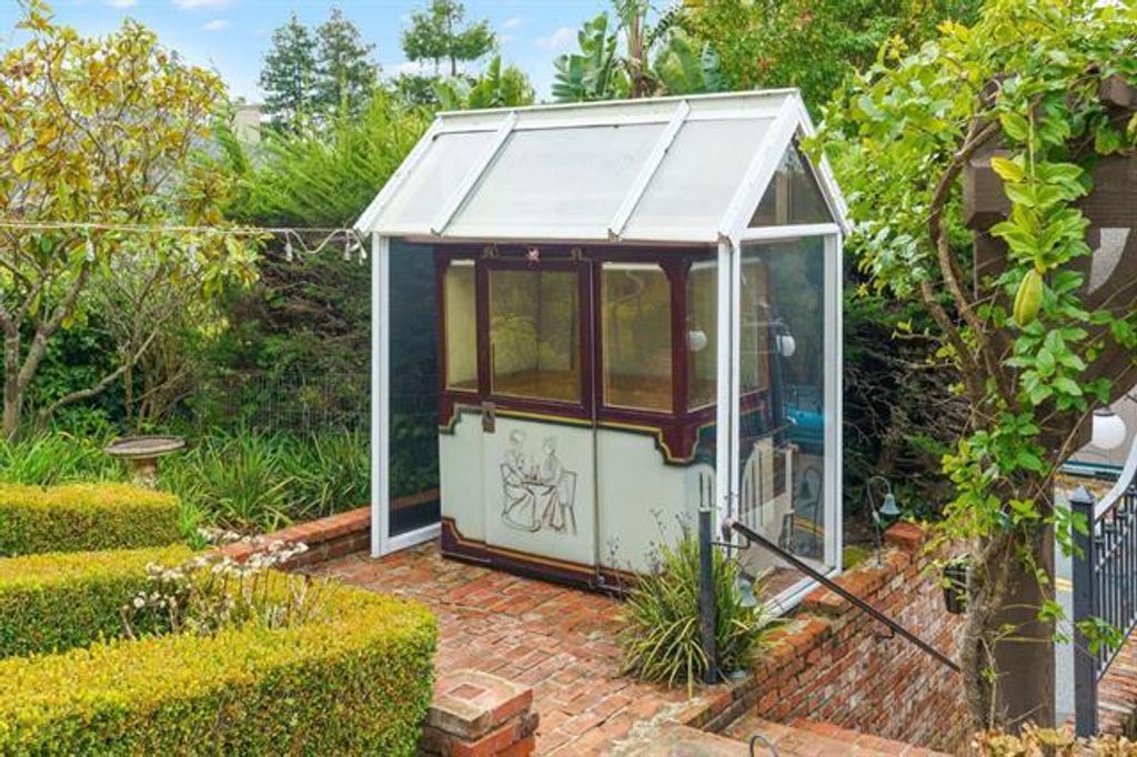 Image 6 of property listing at 509 Vista Del Mar Drive, Aptos, CA 95003