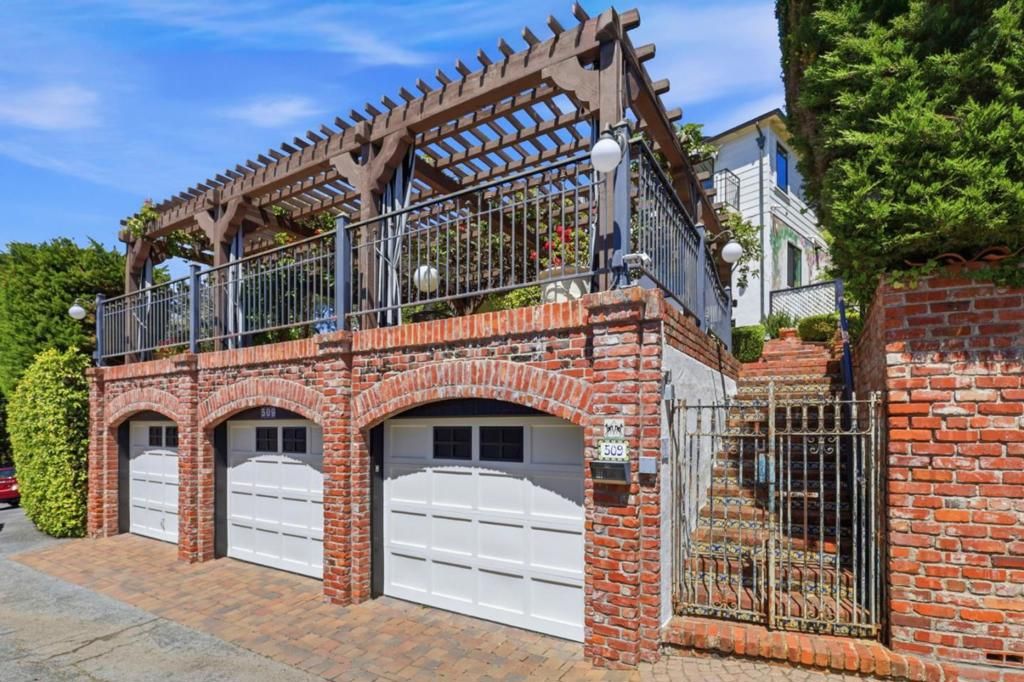 Image 64 of property listing at 509 Vista Del Mar Drive, Aptos, CA 95003