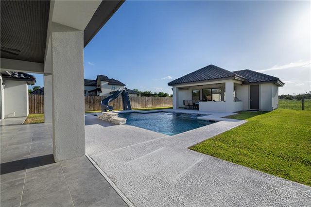 4857 N Bryan Road, Palmhurst, TX 78573