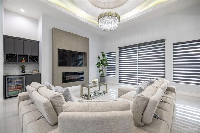 4857 N Bryan Road, Palmhurst, TX 78573