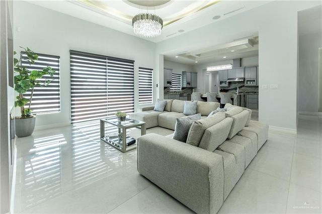 4857 N Bryan Road, Palmhurst, TX 78573